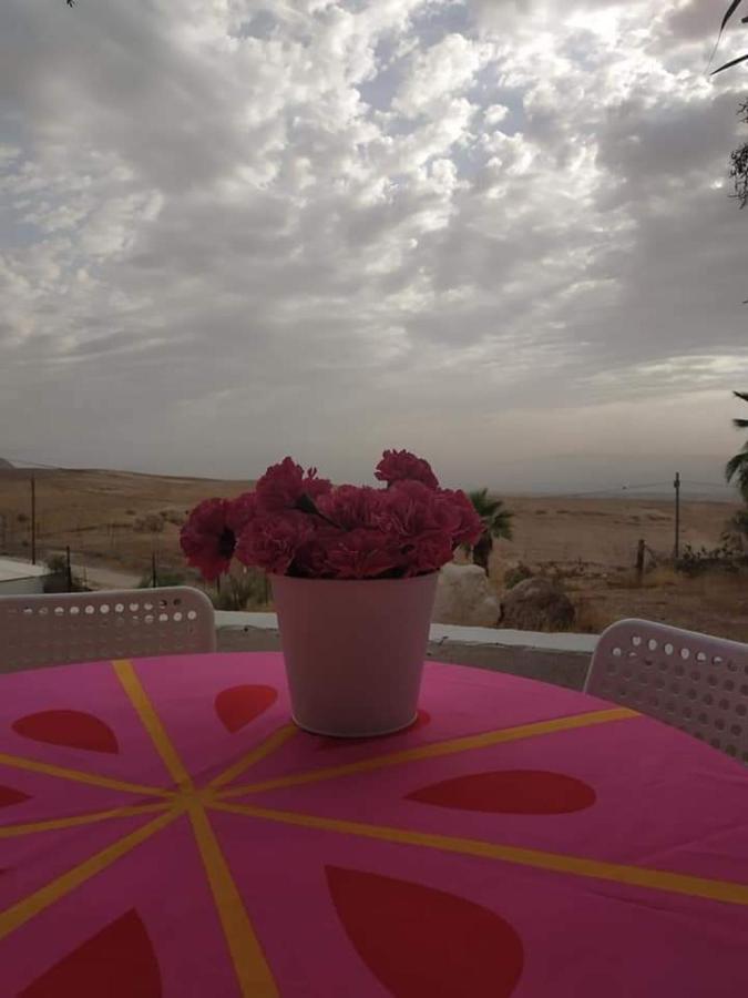 מלון ורד יריחו Mi Casa Tu Casa - Dead Sea מראה חיצוני תמונה