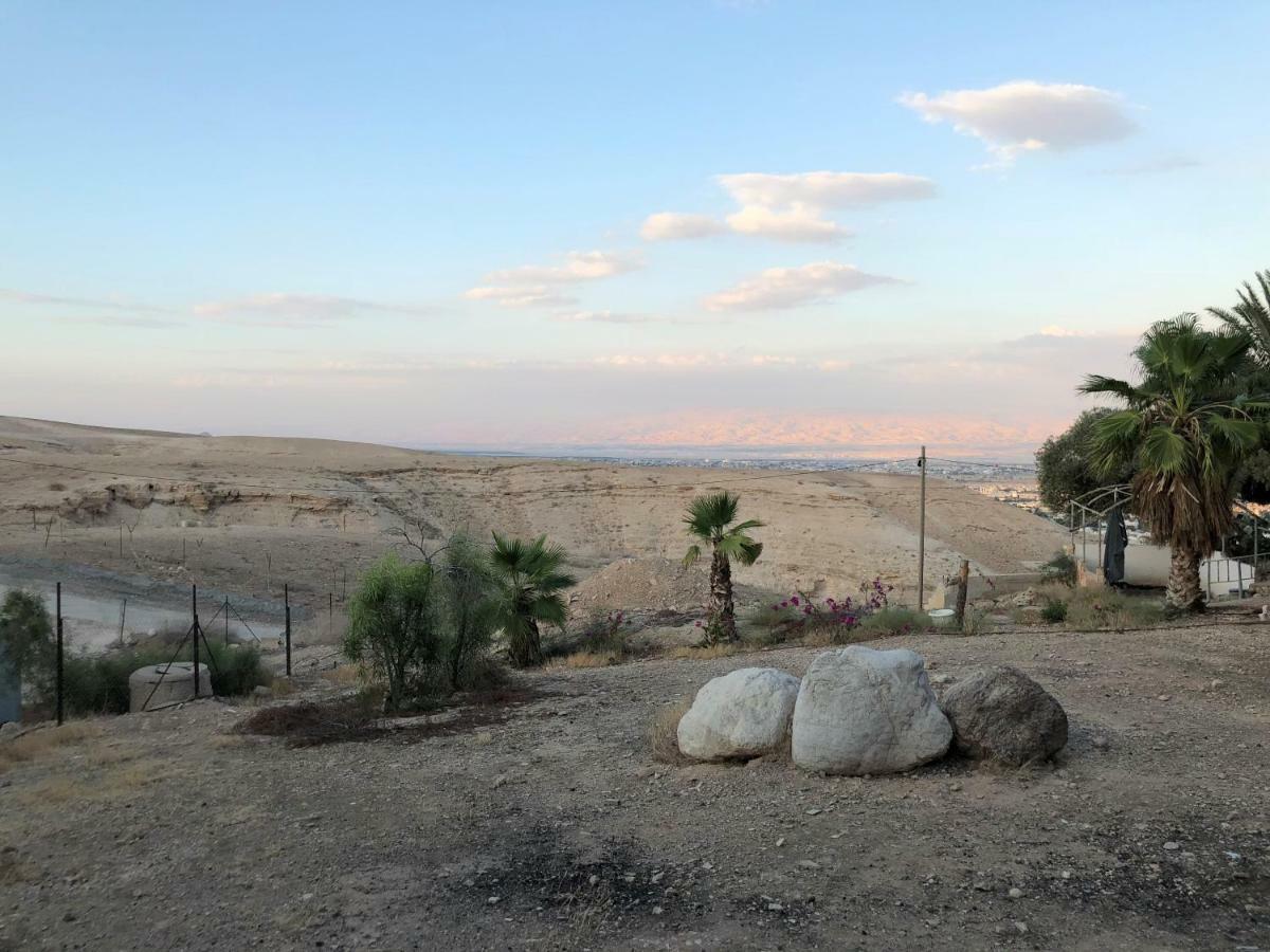 מלון ורד יריחו Mi Casa Tu Casa - Dead Sea מראה חיצוני תמונה